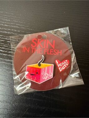 I Heart Guts Skin in the Flesh Enamel Lapel Pin New in Package